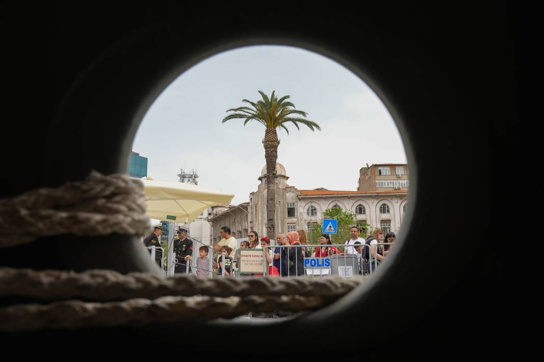 TCG Nusret Müze Gemisi’ne ziyaretçi akını - Resim: 27